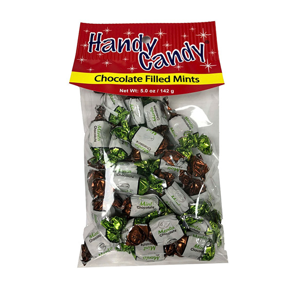 A clear bag labeled Handy Candy CHOCOLATE FILLED MINTS holds 5 oz (142 g) of individually wrapped mint chocolates in green and brown foil.